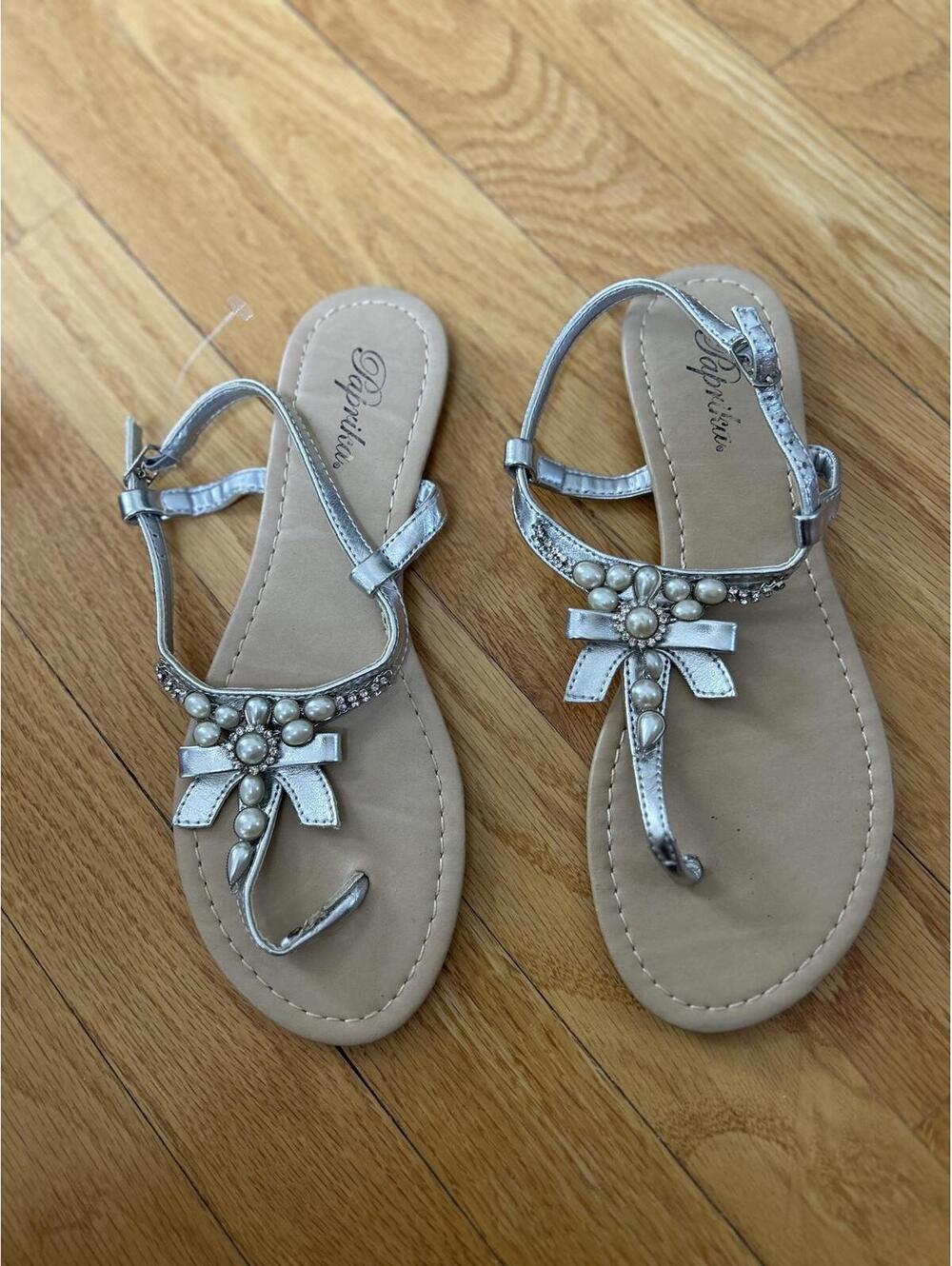 Stylish Paprika Silver Flat Sandals with Beaded Bow - Size 8
